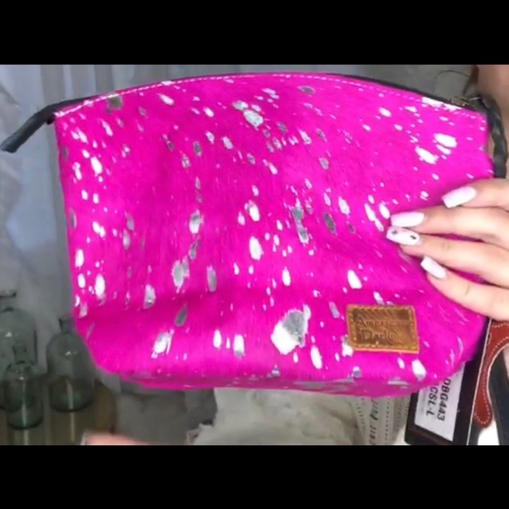 New American Darling cosmetic bag